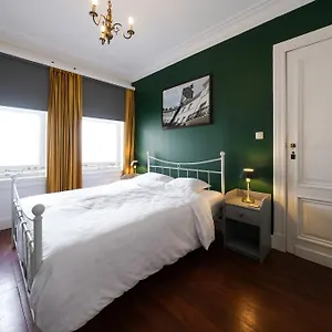 https://stay-in-fin-de-siecle-splendour.brusselshotelsbook.com